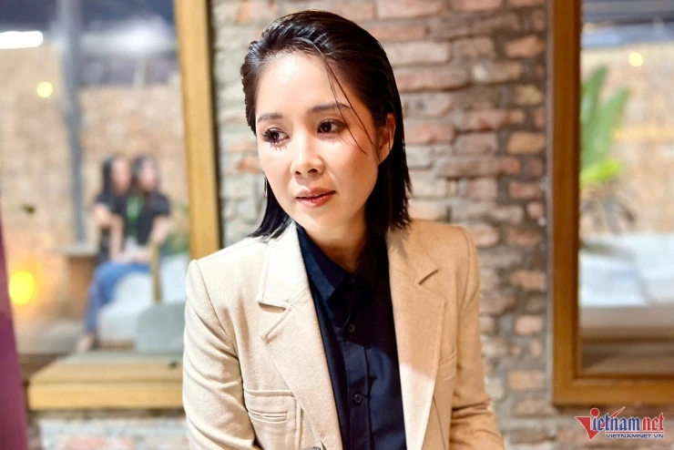 Diễn viên Lê Phương: Vợ chồng xuống nước với nhau không có gì xấu hổ!