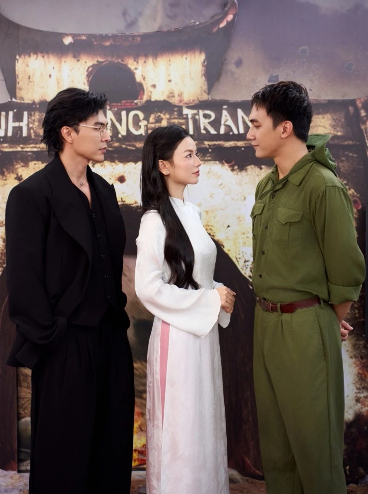 Nhan sắc dịu êm, nhìn là muốn che chở của Lê Hạ Anh (O Hồng trong Mưa Đỏ)