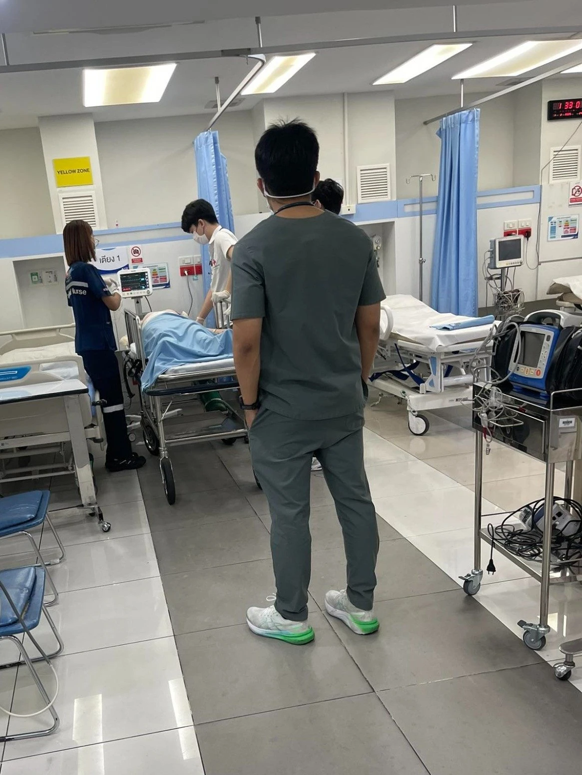 Nữ diễn viên ngưng tim, nhập viện cấp cứu khi đang ăn tối cùng bạn trai