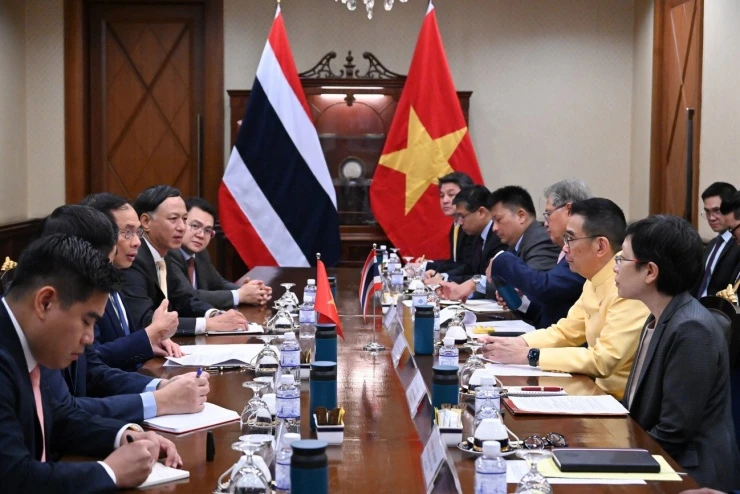 Việt Nam sẵn sàng giúp Thái Lan và Campuchia thực hiện thỏa thuận ngừng bắn