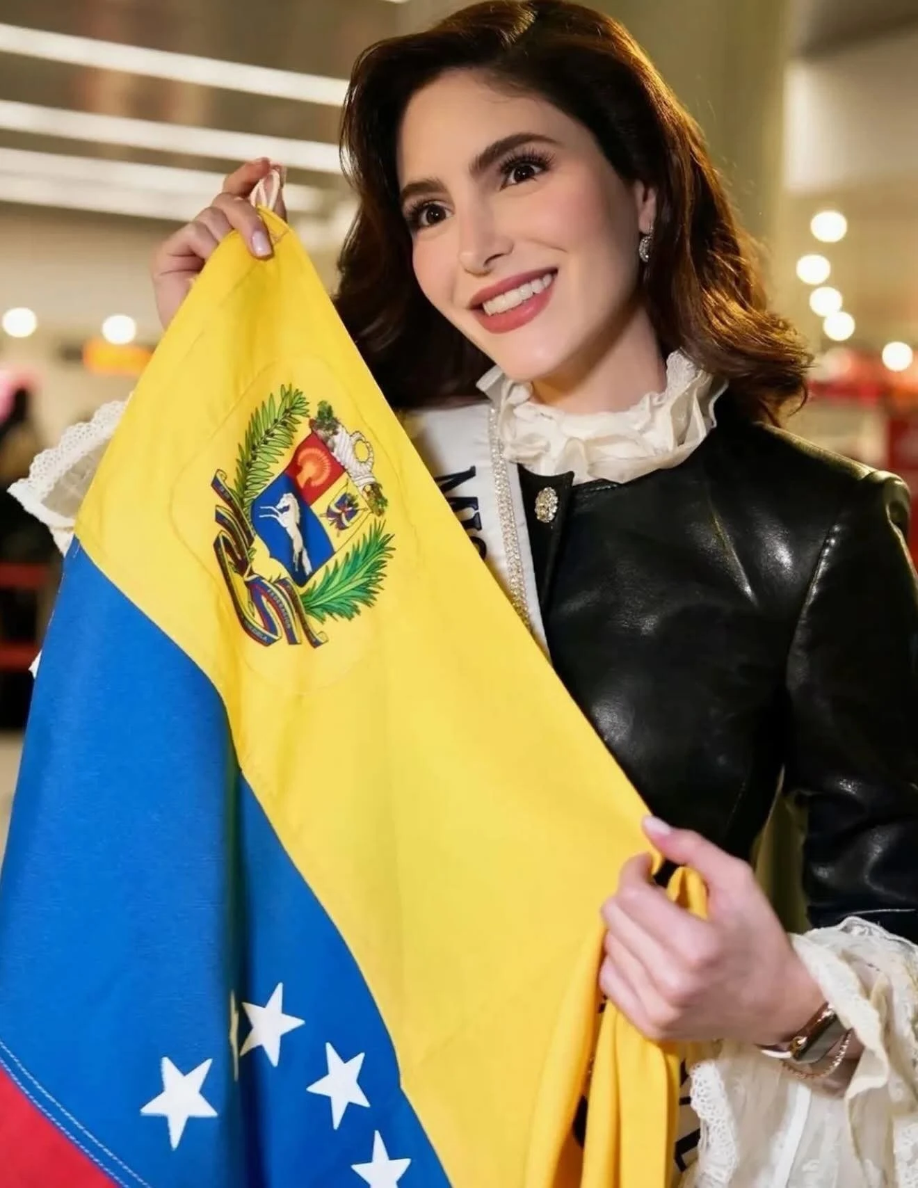 Dàn hoa hậu đổ bộ Thái Lan