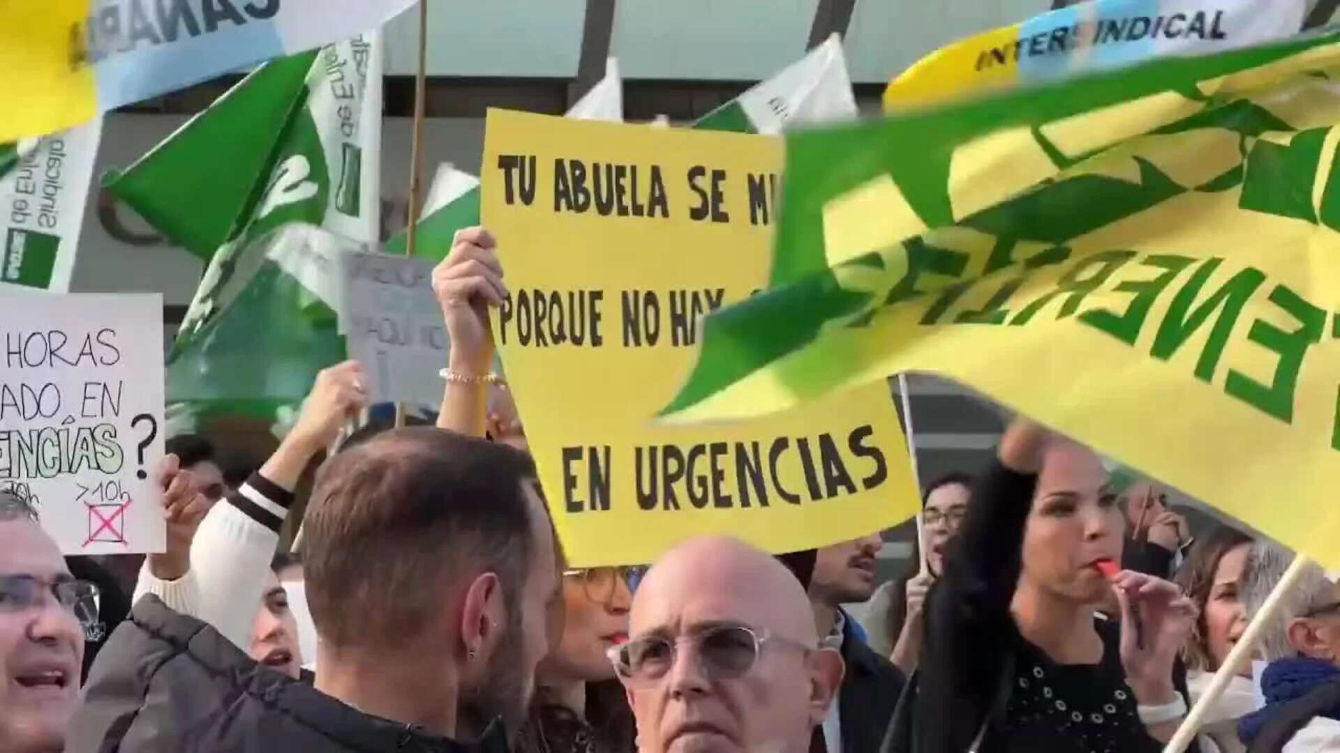 Nueva protesta en el Hospital Universitario de Canarias por falta de soluciones al colapso