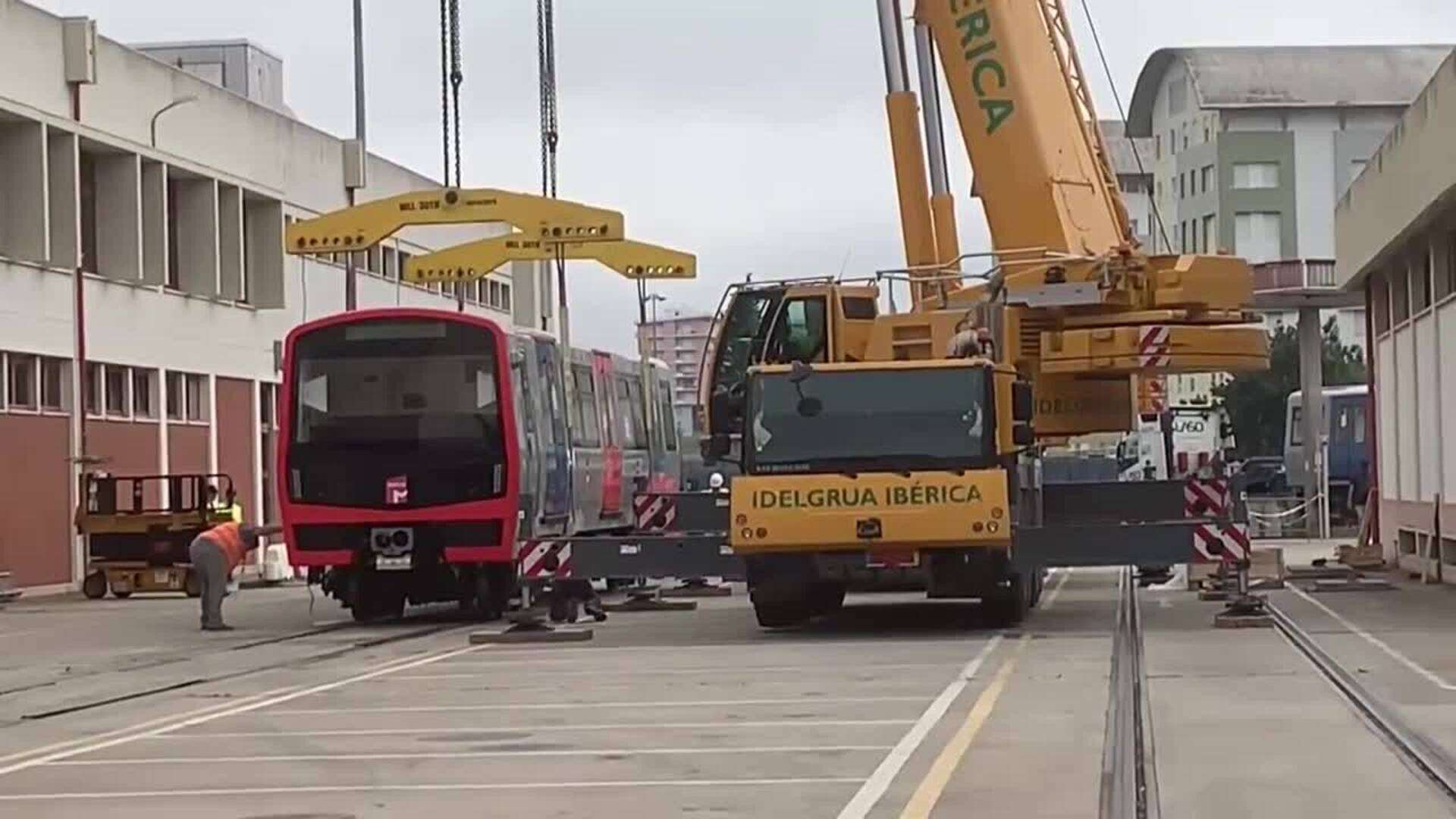 El Metropolitano de Lisboa recibe sus primeros nuevos vagones triples provenientes de España