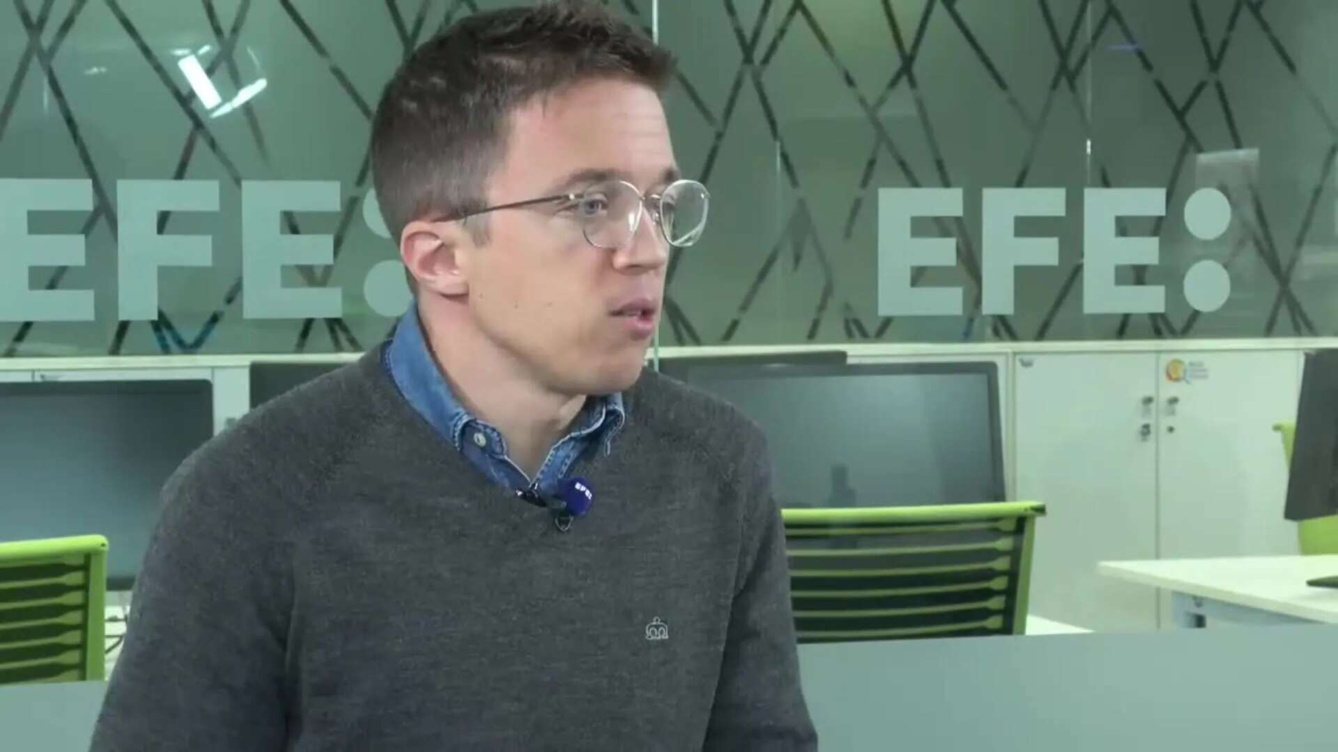 Errejón urge a la ministra de Vivienda a 