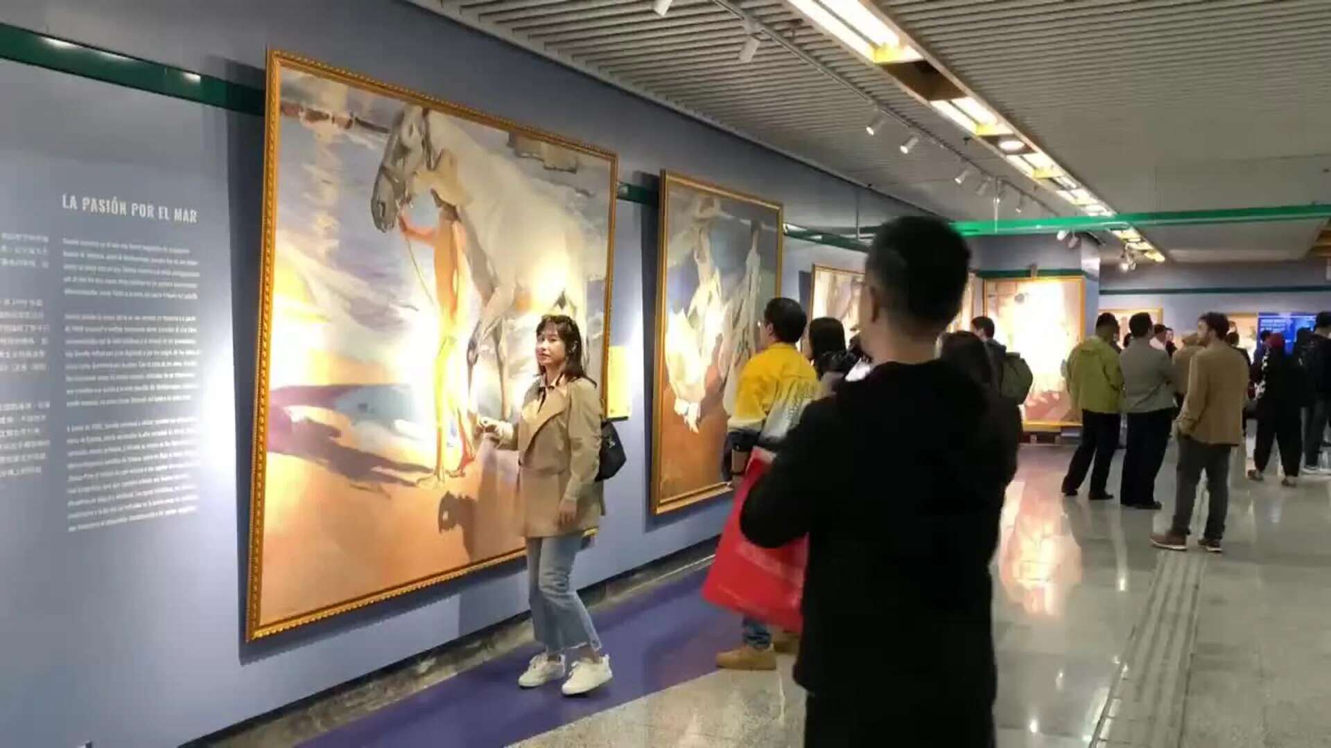 Una estación de metro de Shanghái expone 47 reproducciones de Joaquín Sorolla