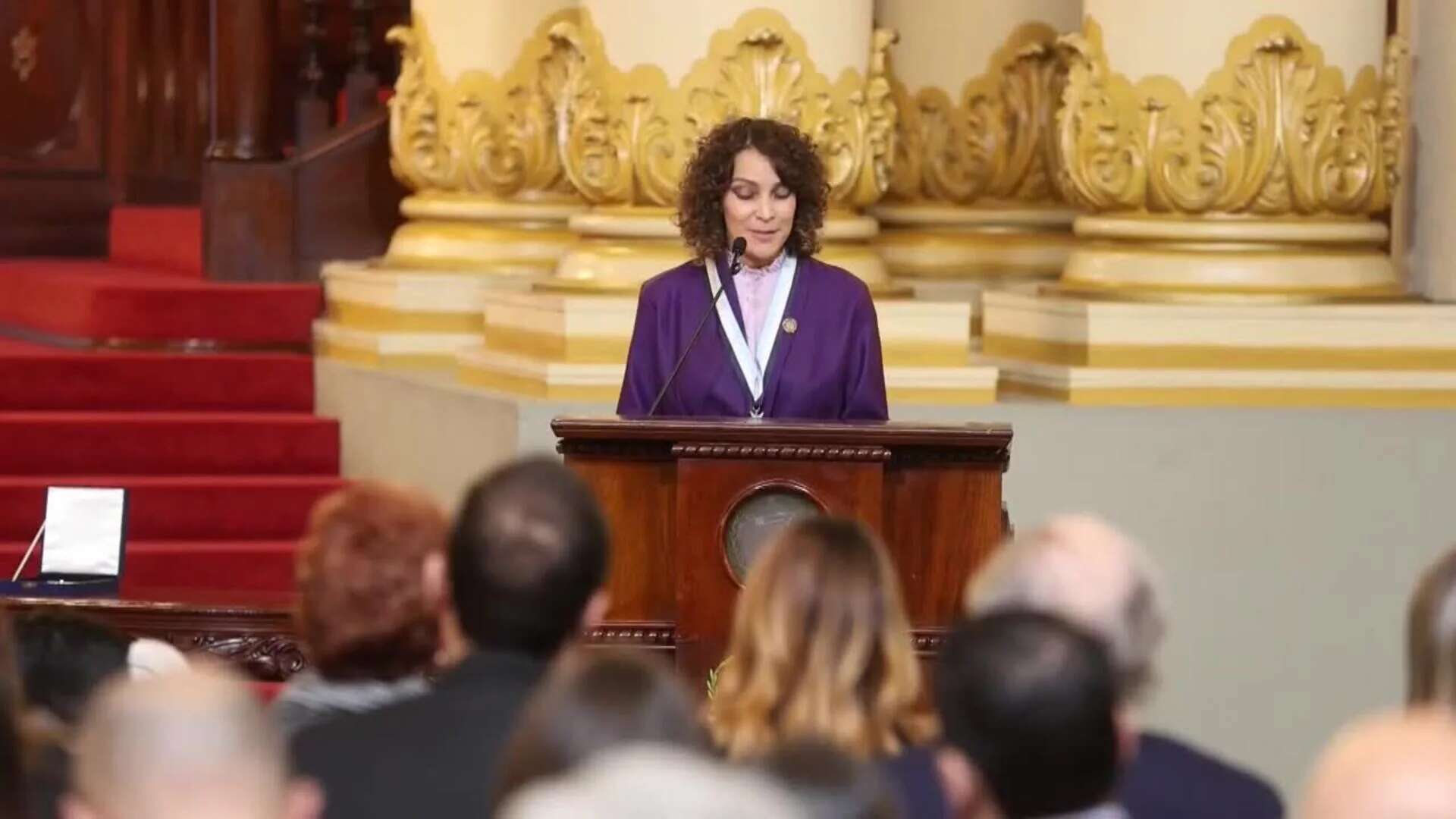 La cantautora Gaby Moreno recibe la Orden Presidencial de Guatemala