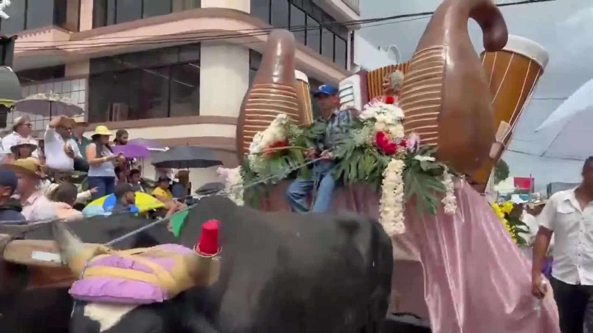 La Chorrera conmemora con un desfile folclórico los 203 años del Grito de Independencia