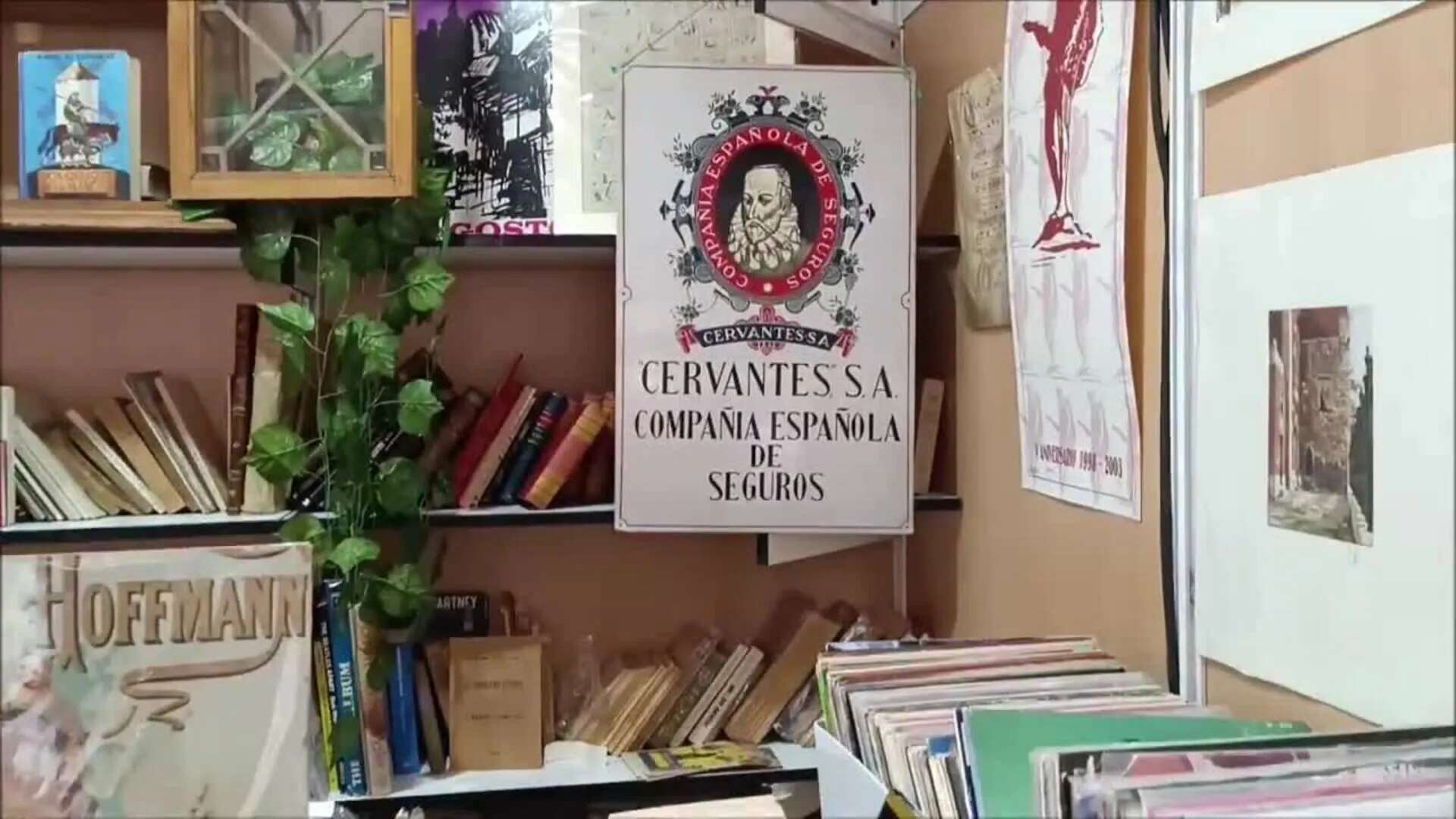 Joyas literarias en la Feria del Libro Antiguo de Alcalá, de Cervantes a Valle Inclán