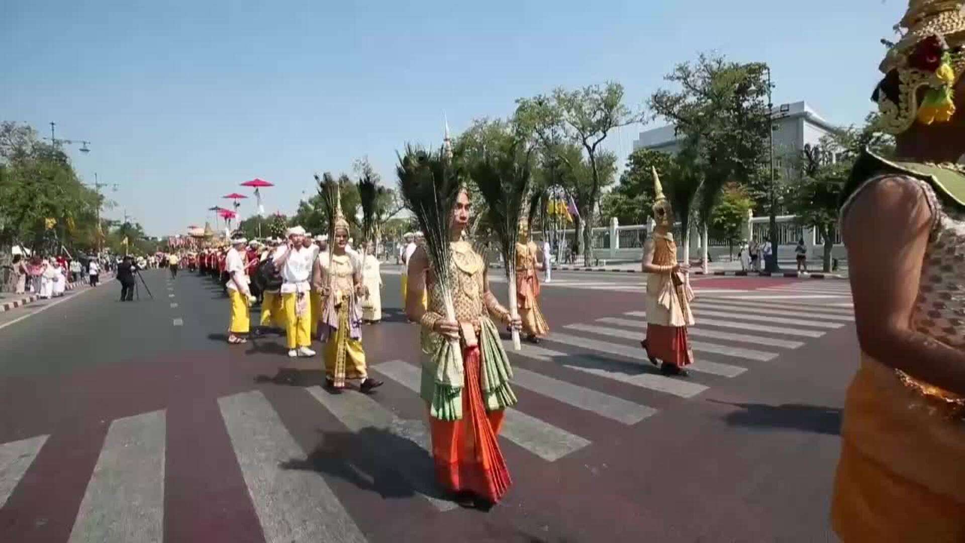 Tailandia celebra que su actual rey alcance los mismos días vividos que el fundador de su dinastía