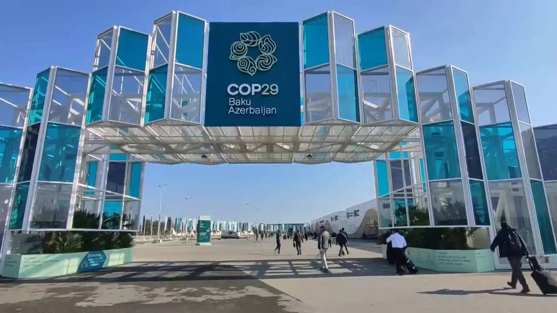 Las delegaciones empiezan a llegar a Baku, sede de la COP 29