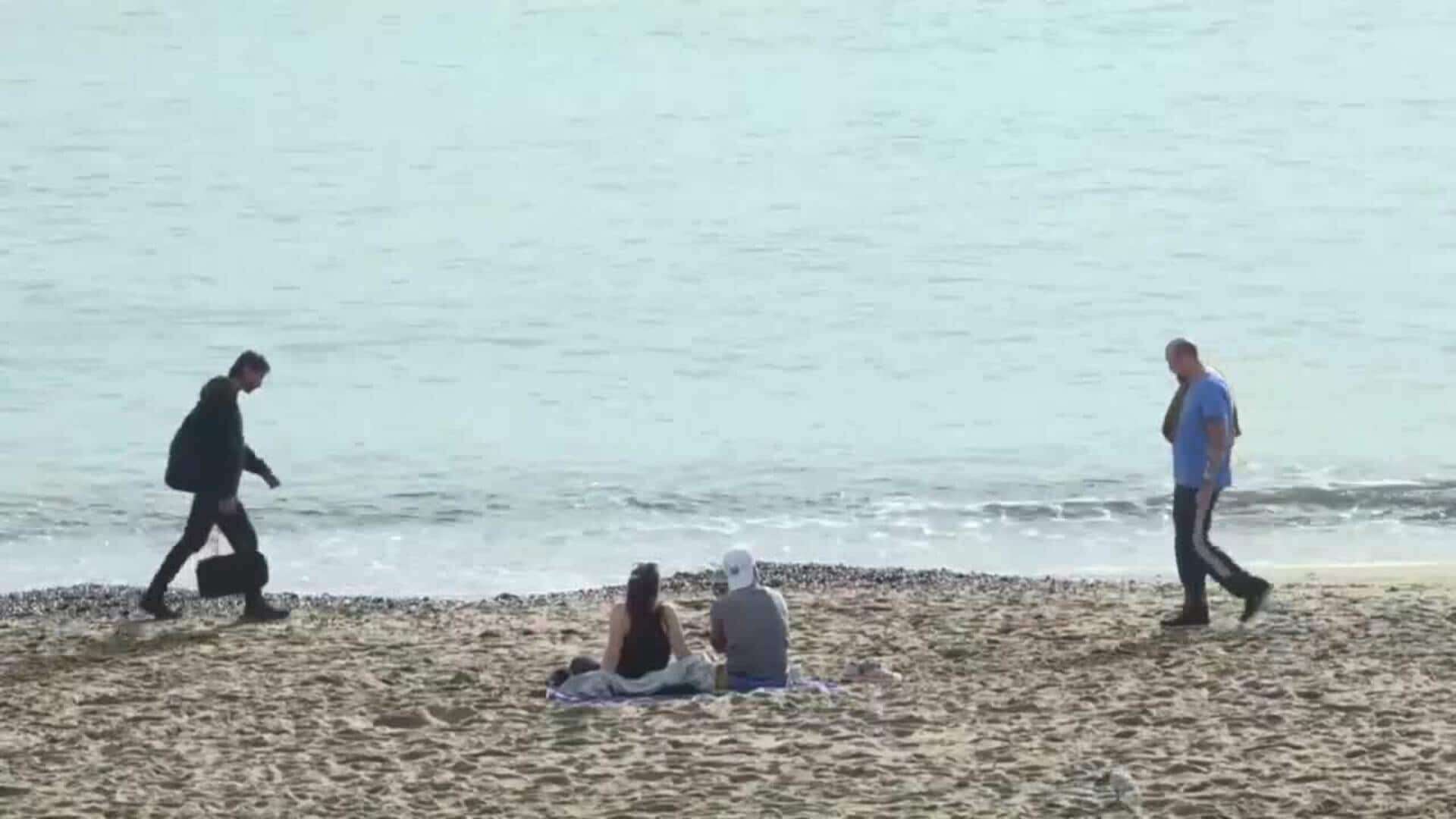 Sol otoñal y mar tranquilo para disfrutar de la playas en Barcelona