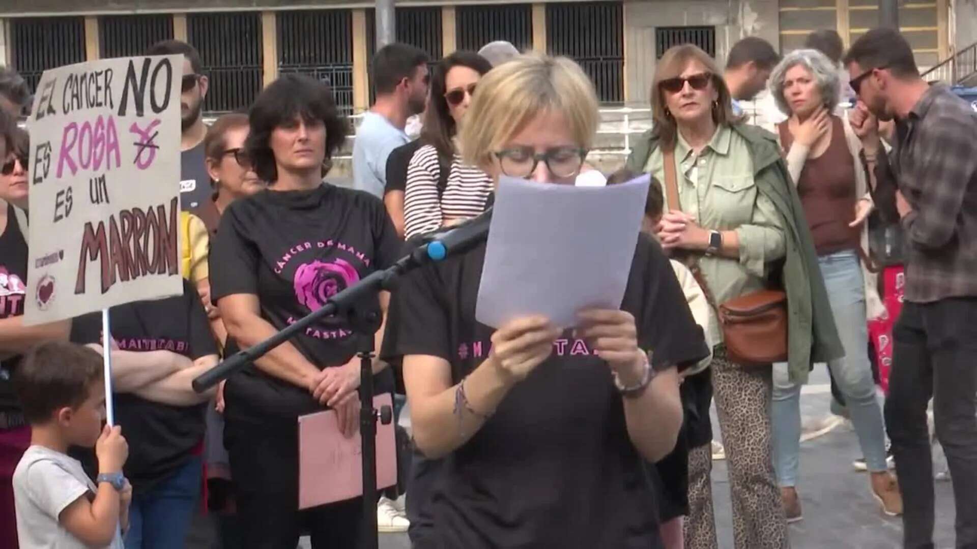 Mujeres pacientes de cáncer de mama advierten que la enfermedad 