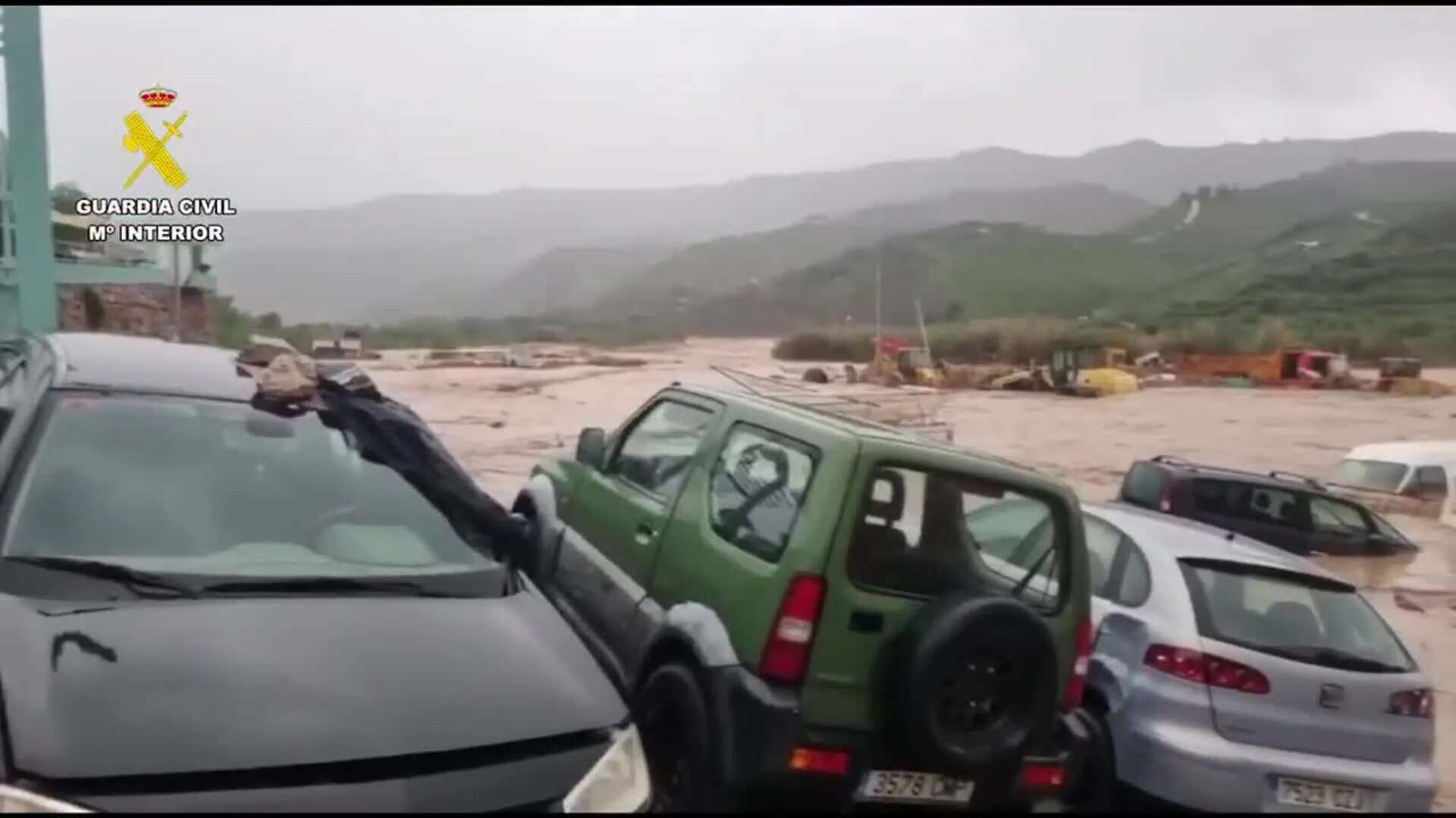 El río Benamargosa (Málaga) se desborda e inunda la localidad que lleva su nombre