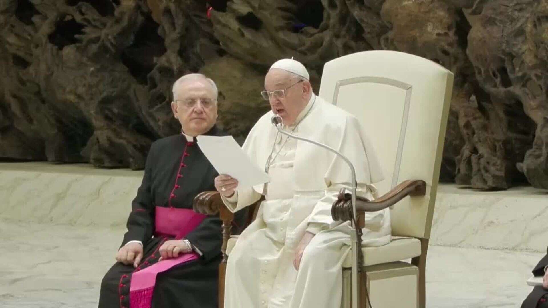 El papa dice que “tomar conciencia de lo que compramos es un primer acto para no ser cómplices” del trabajo infantil