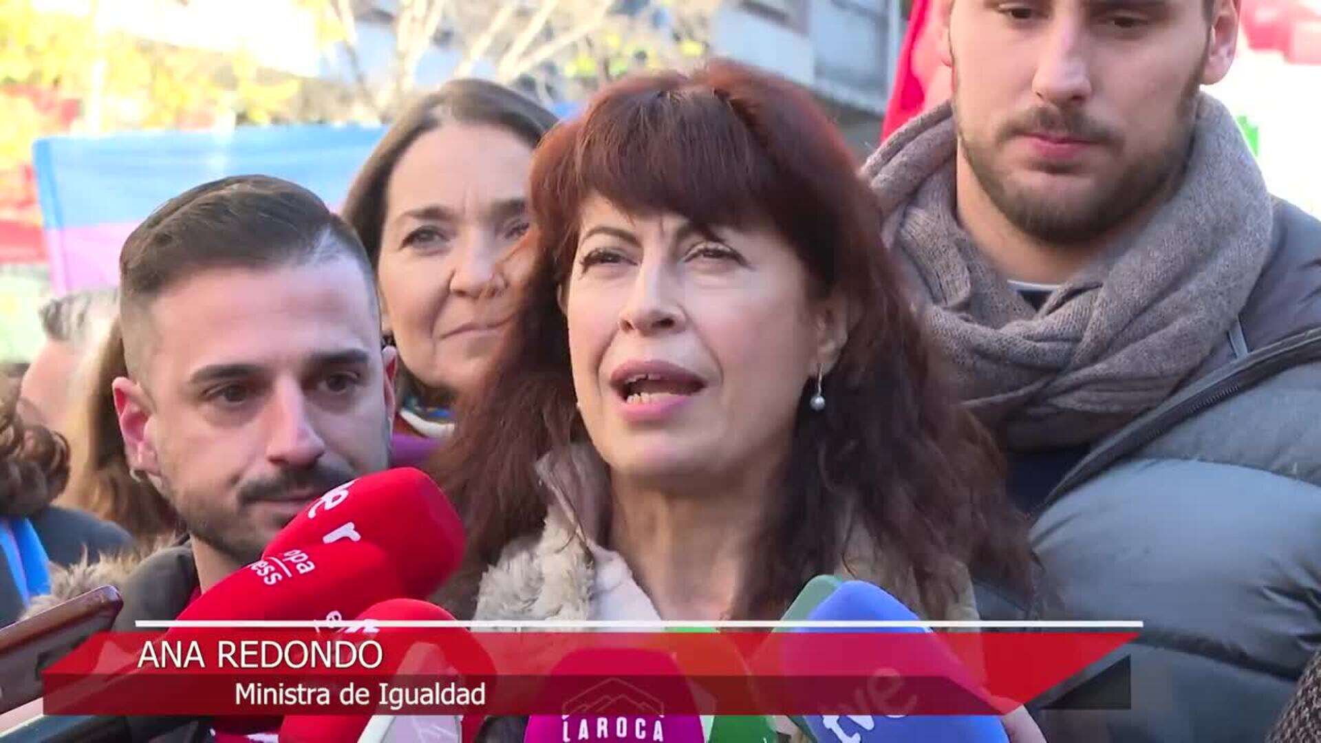 Alrededor de mil personas se manifiestan en Madrid contra las reformas de la leyes LGTBI