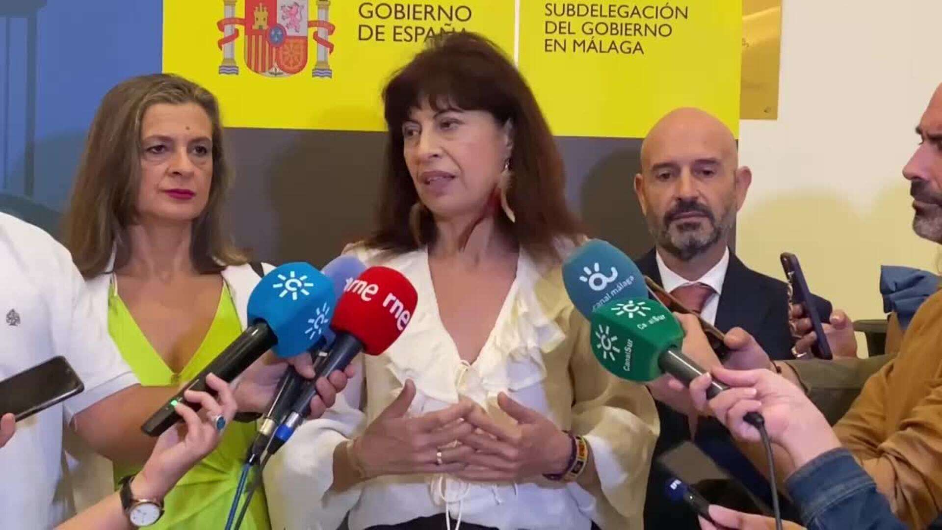 Redondo avisa que el retraso de los centros de crisis de Andalucía afectaría a fondos UE