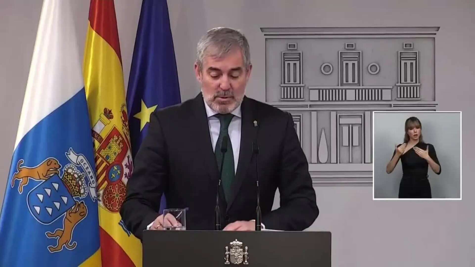 Clavijo no entiende ni ve justificación para que PP suspenda conversaciones sobre menores