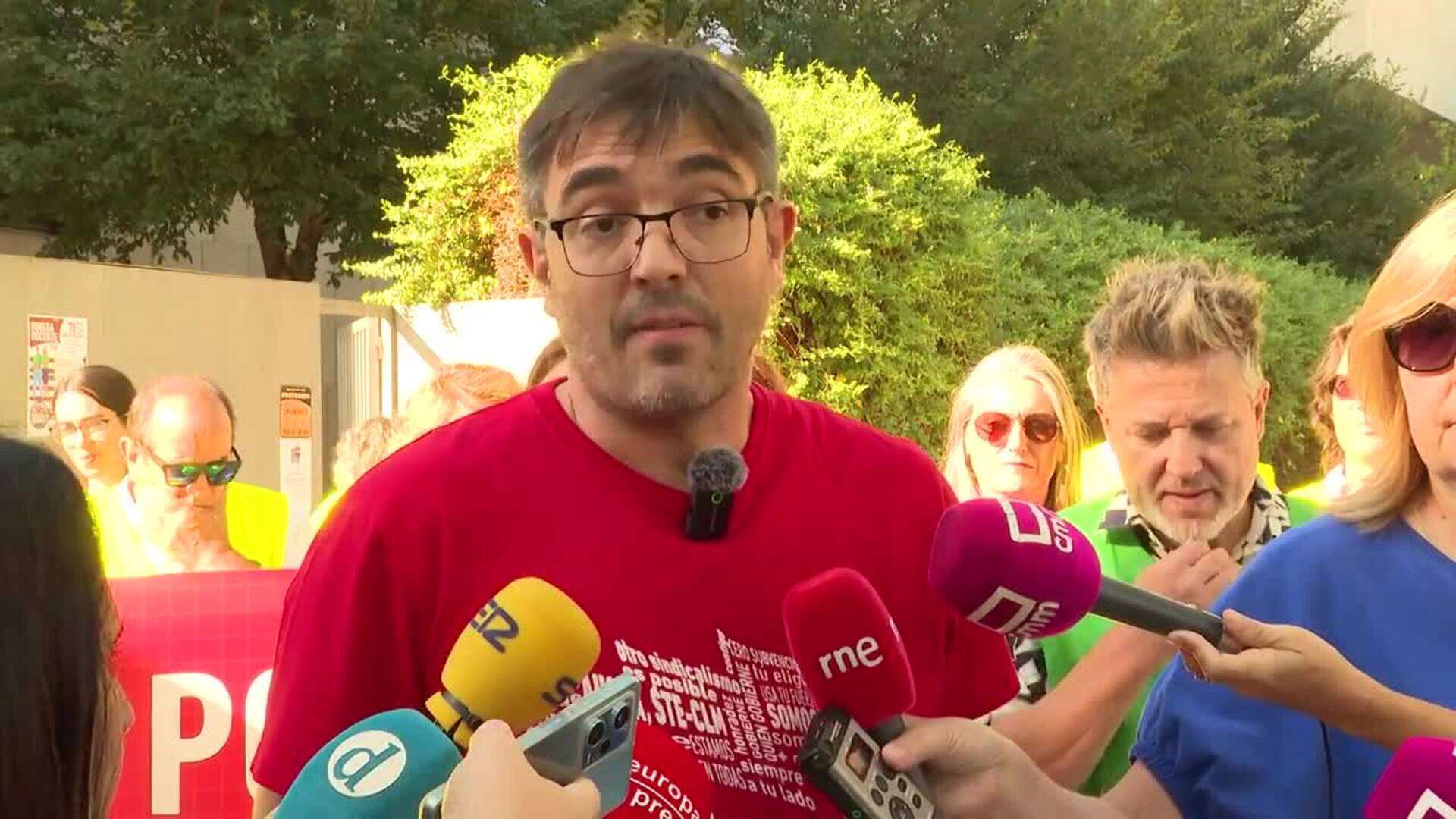 STE, CSIF y CCOO calientan motores para la huelga del profesorado