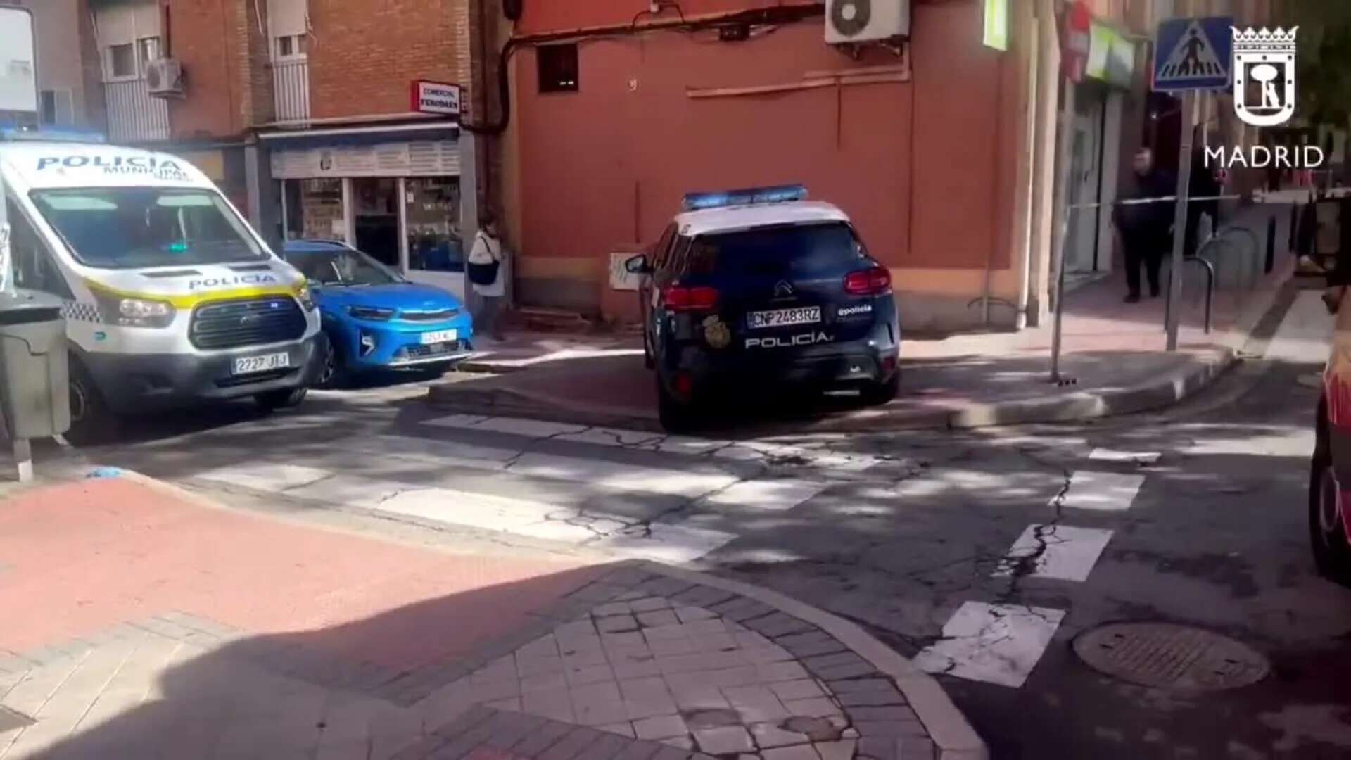 Muere un hombre tras ser atropellado por una furgoneta en un paso de peatones de San Blas