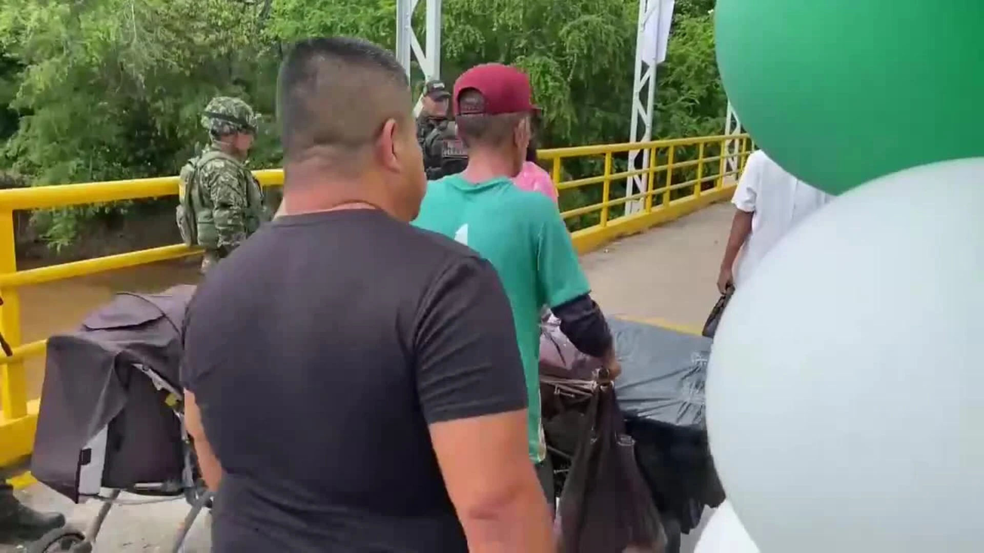 Colombia y Venezuela abren al paso de vehículos el cuarto puente en su frontera común