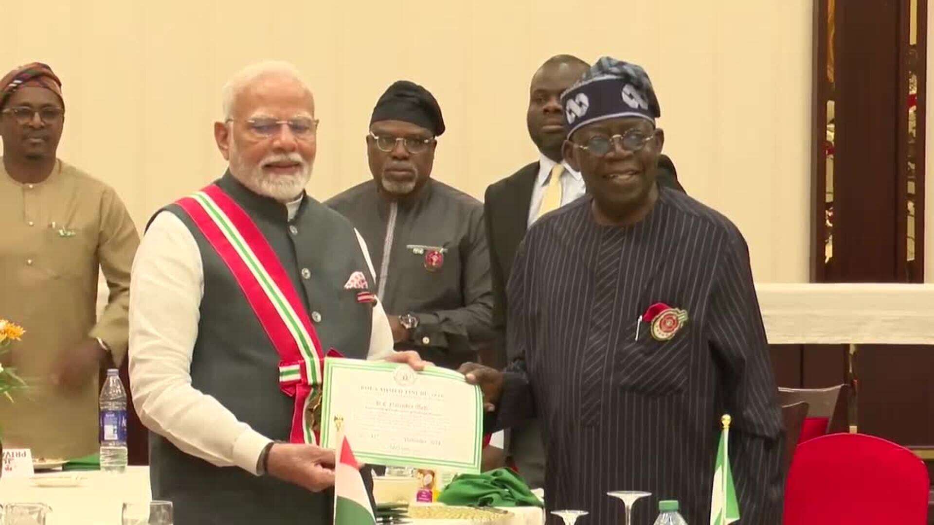 Modi visita Lagos para estrechar lazos con Nigeria