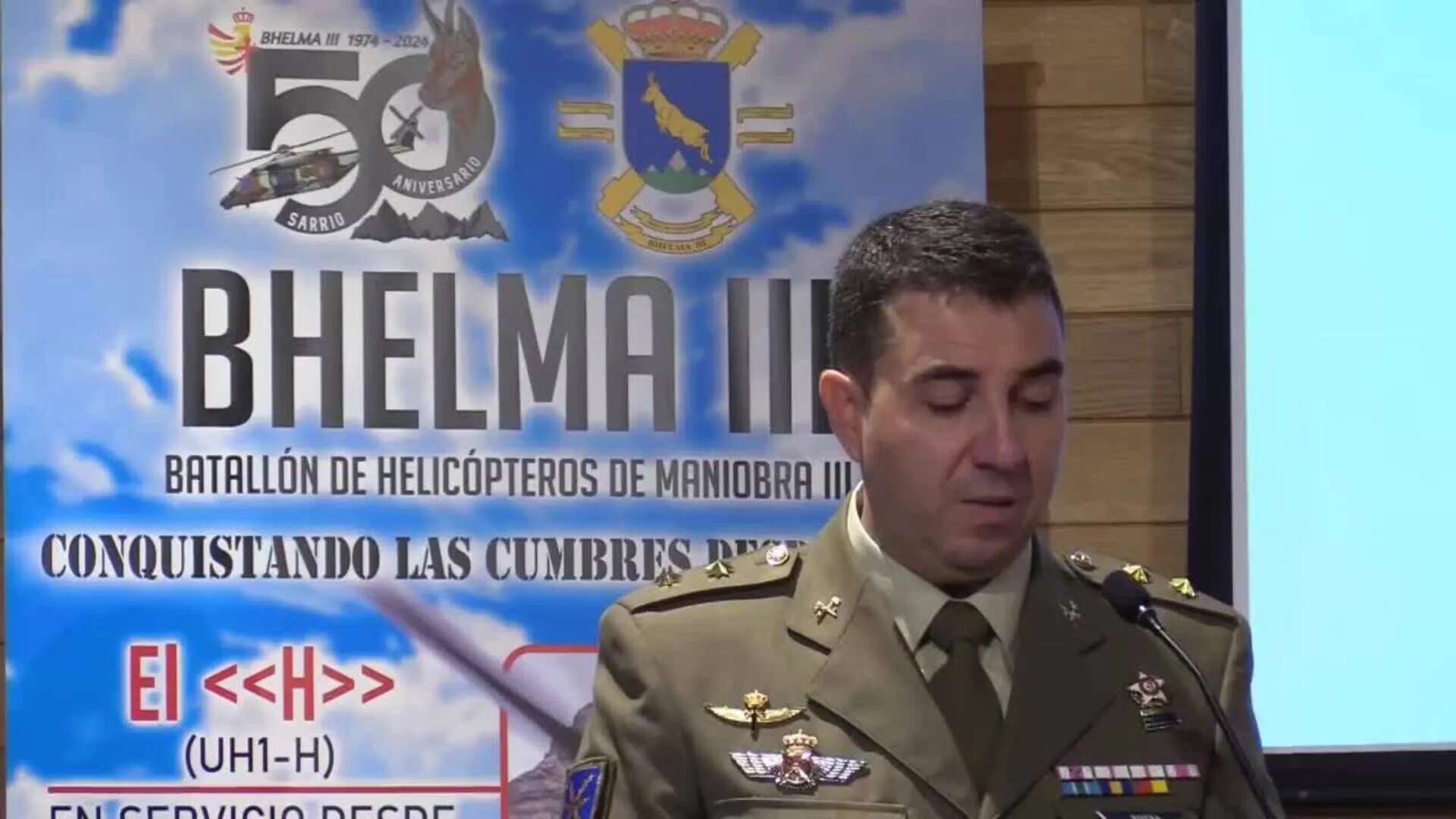 El Batallón de Helicópteros dona dos aparatos a Logroño y Agoncillo por su 50 aniversario