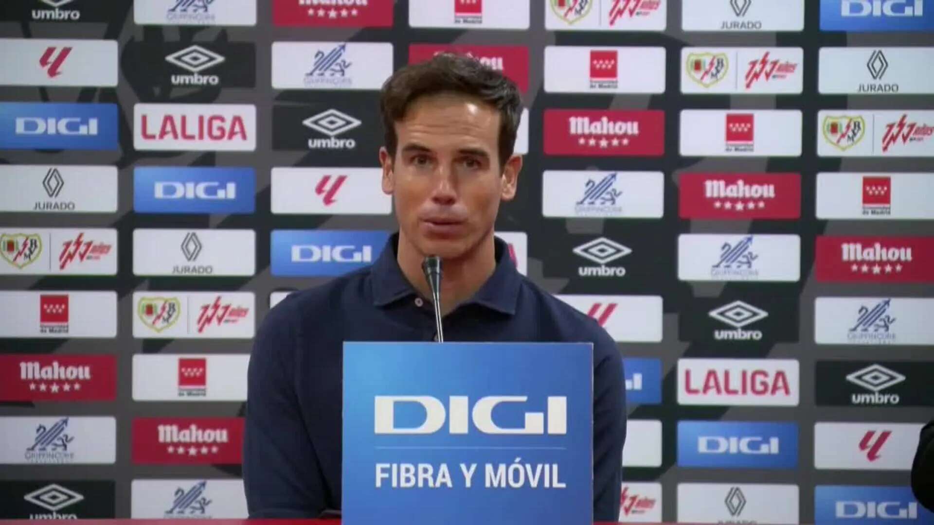 Íñigo Pérez, entrenador del Rayo, sobre James: 