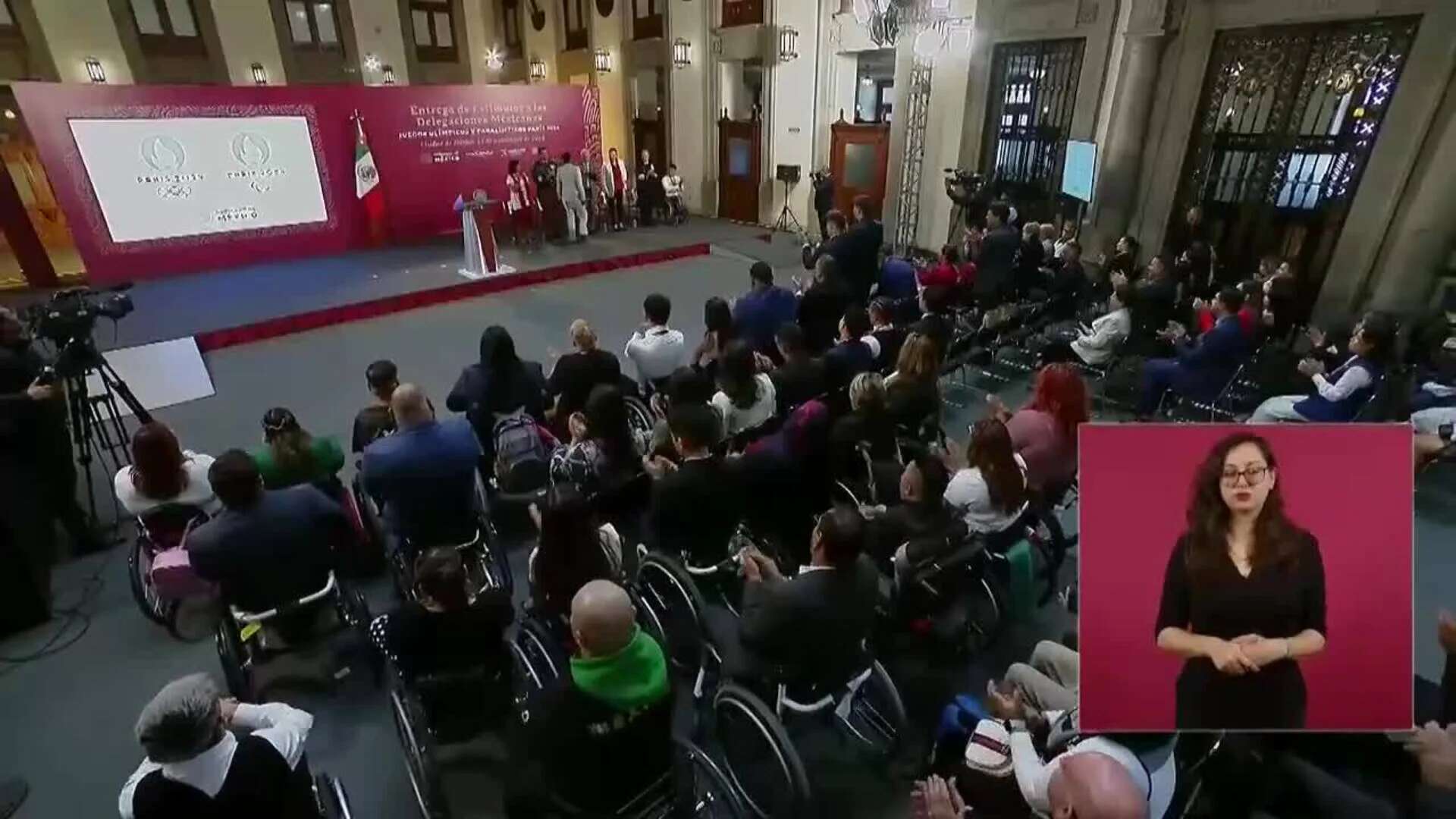 La medallista Awiti dice que premios del Gobierno motivan a atletas para Los Ángeles 2028