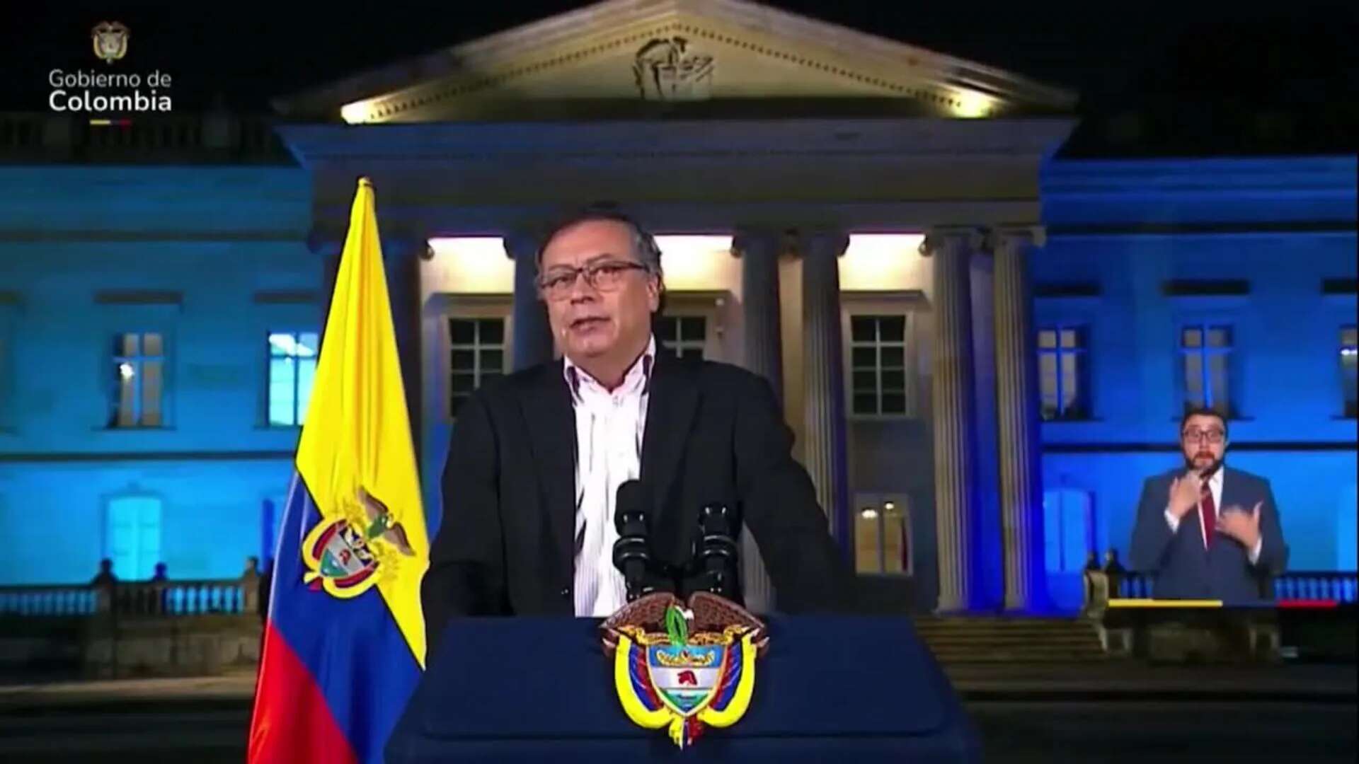 Petro dice que decisión del Consejo Nacional Electoral rompe el fuero presidencial