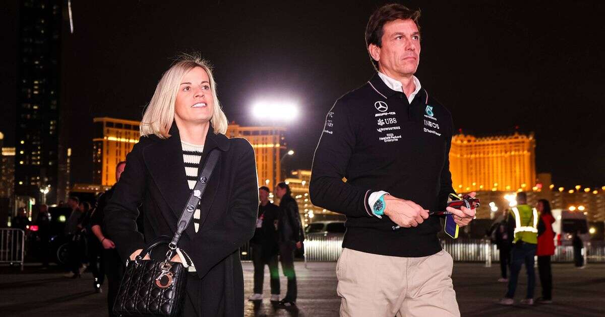 Toto Wolff's honest chat with wife after Lewis Hamilton quit Mercedes - 'Why would you?'