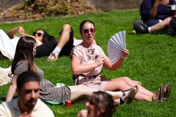 UK set for 40C temperatures during four more heatwaves in 'African roast' summer