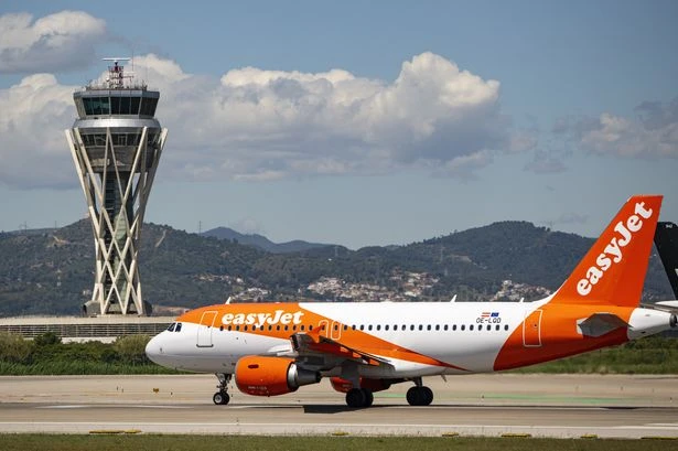 EasyJet flight forced to 'speed up' landing after 12 mid-air troublemakers spark panic