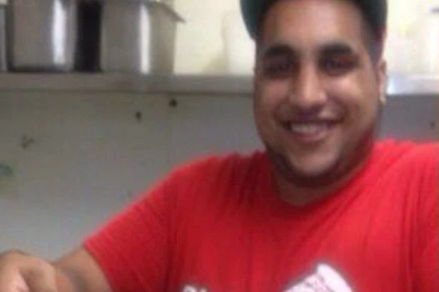 Man eats same three meals at same time every day to lose seven stone