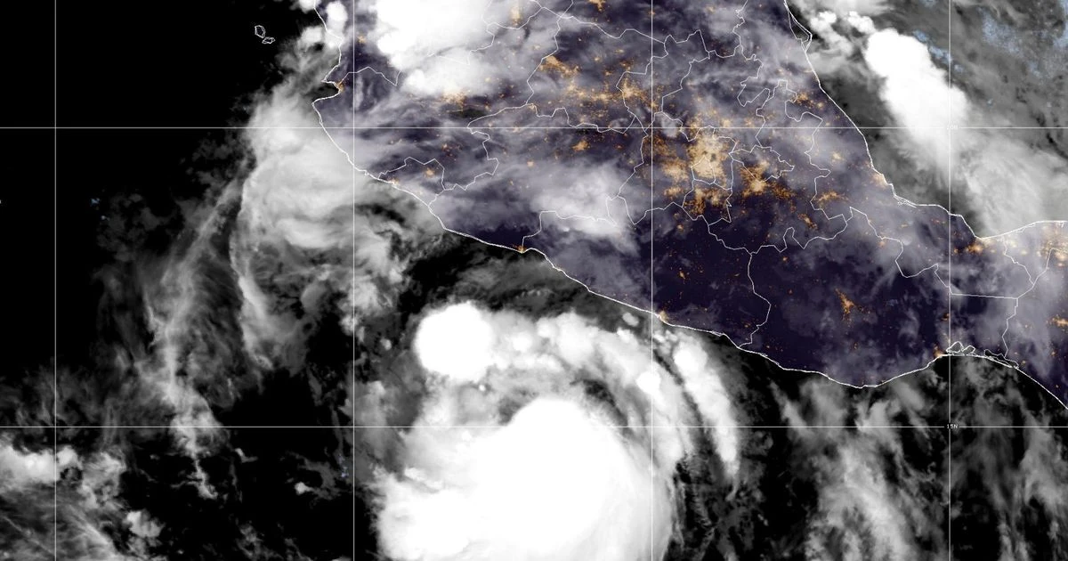 Hurricane Flossie: Urgent warning 75mph cyclone to batter Mexico within days