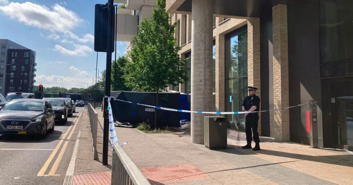 Woman found dead after 'falling from building' in Manchester city centre