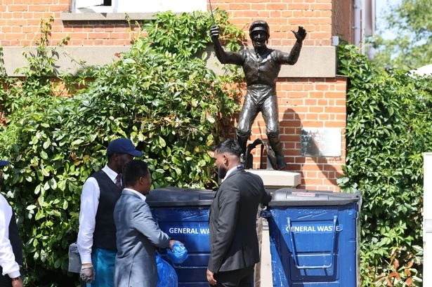 Frankie Dettori flies high at Royal Ascot once more - thanks to the Daily Star