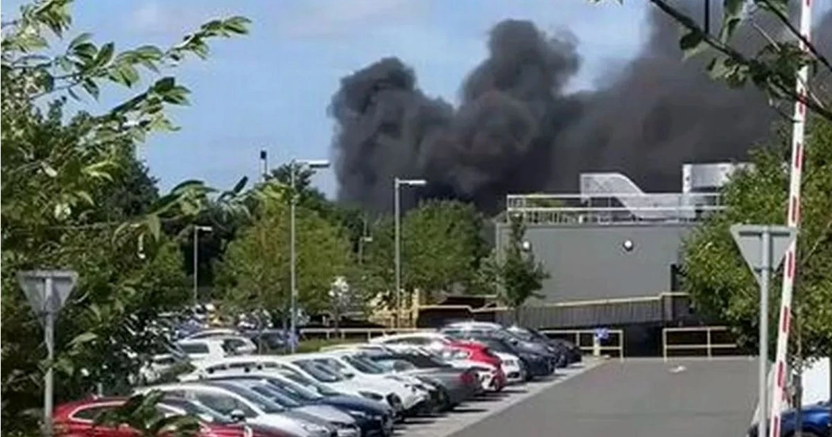 LiveSouthmead fire LIVE: Huge blaze near hospital amid urgent 'avoid area' warning