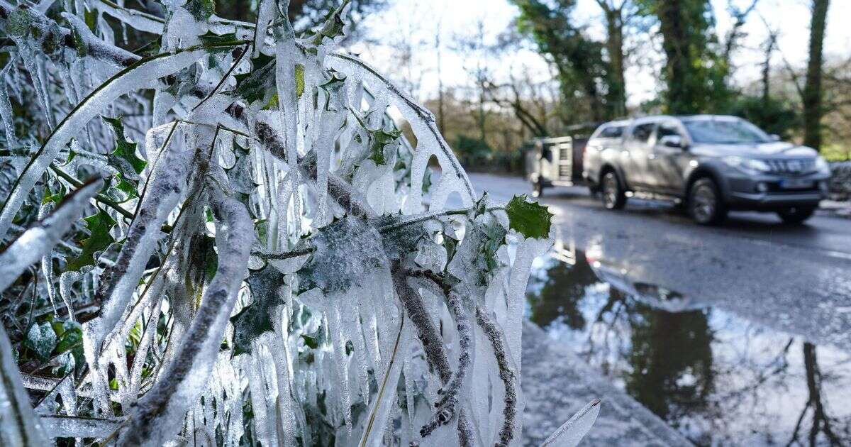 LiveUK weather LIVE: Brits wake up to freezing -10C cold blast with snow forecast in just hours