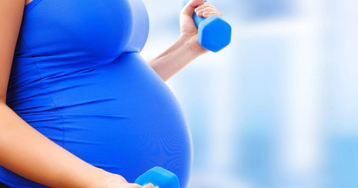 Lift weights when pregnant for 'smoother delivery' - but avoid 'common' mistake