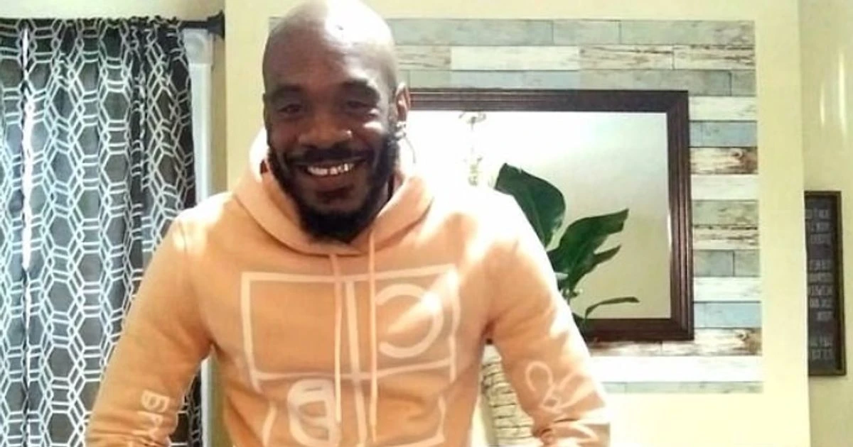 The Wire actor Chris Clanton 'hospitalised after being shot in the ear'