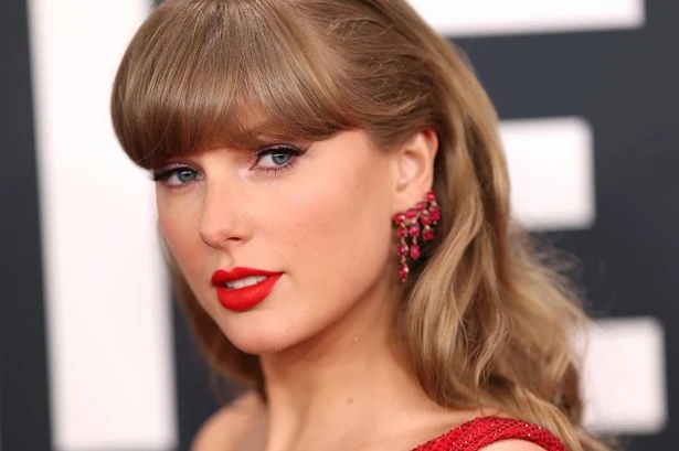 Taylor Swift invites beloved BBC DJ to her wedding live on Radio 1