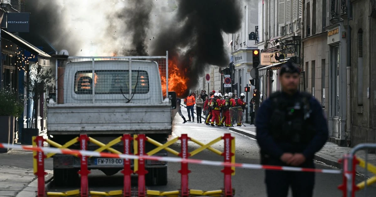 LiveParis fire LIVE: Explosions after van blaze near Prime Minister's office
