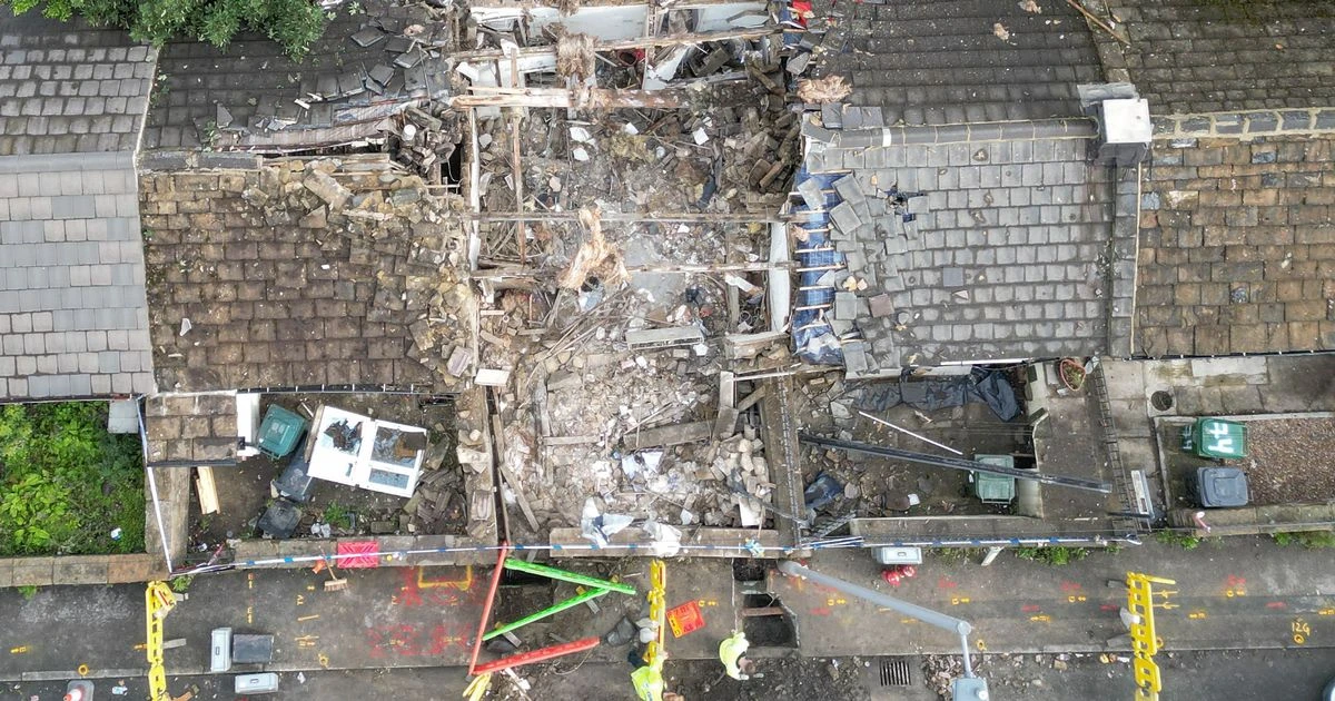 Bradford explosion: Hunt for man wanted over 'metal theft' moments before blast