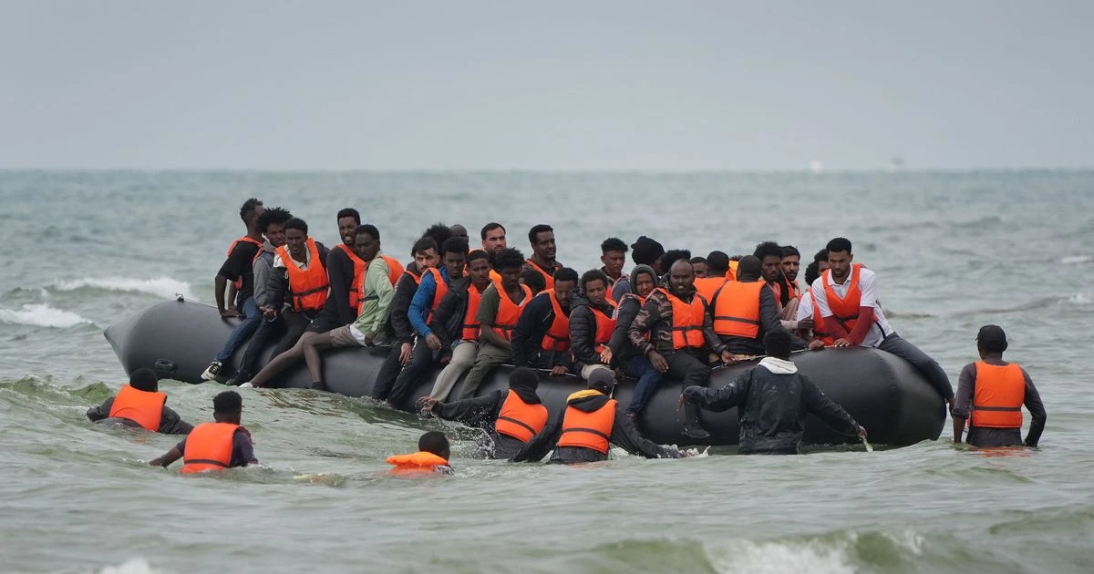 Small boat migrants will be detained for return to France 'in a matter of days'