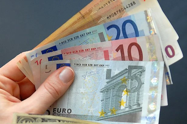 Tourist shares surprising 'cheapest method' for buying foreign currency