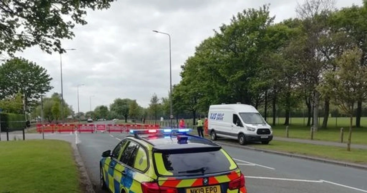 Police officer 'in bad way with fractured skull' after breaking up 'teen brawl'
