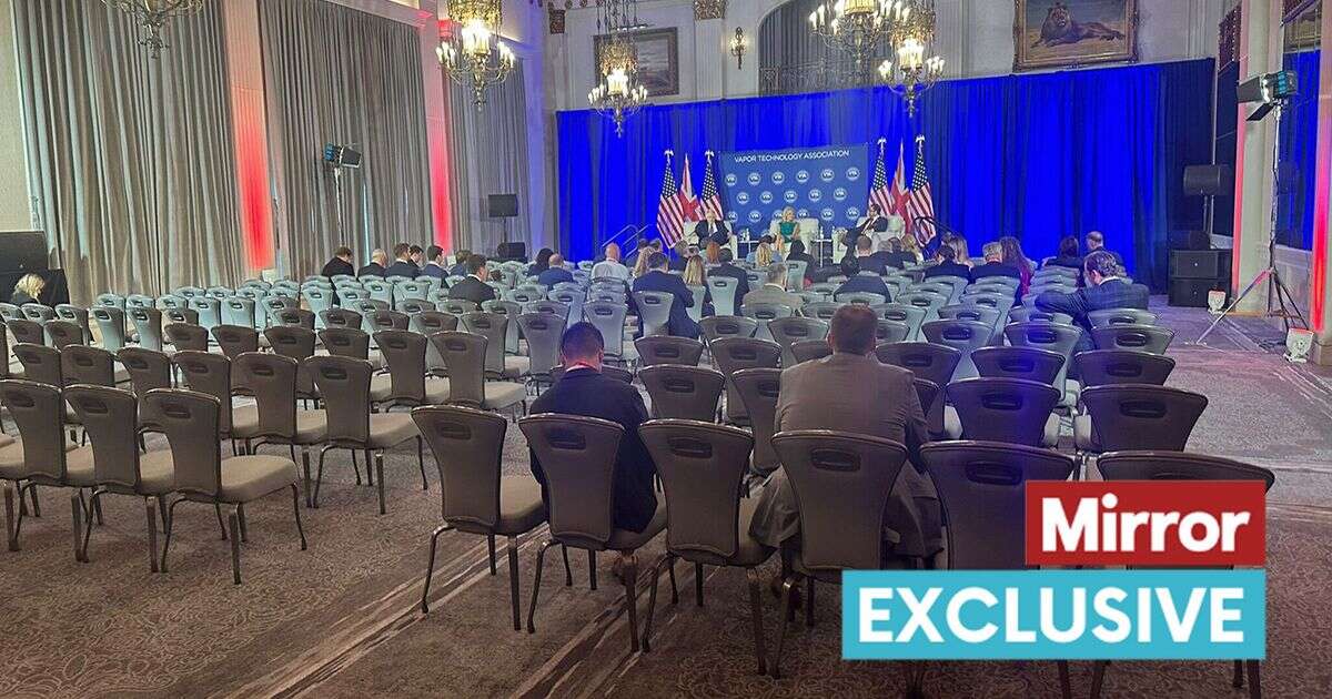 Humiliating photo shows Boris Johnson speaking to almost empty room at Republican conventionBoris Johnson