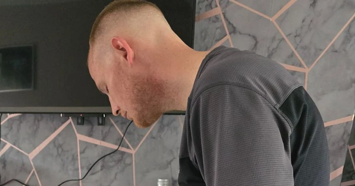 Dad-of-four, 35, 'bent in half like an old person' due to chronic conditionFitness And Health