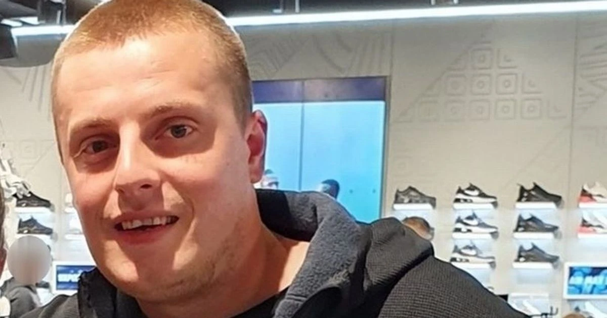Aldi worker, 27, runs away from court after being spared jail for sending vile messages