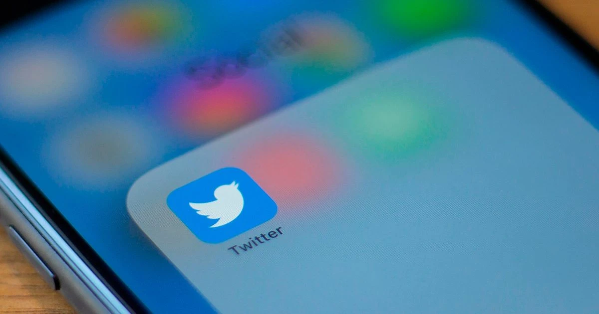 Twitter down as thousands can't get into social media site for second time in hours